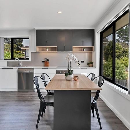 Youngtown Executive Apartments - 2Br Included, Free Parking & Wifi, Sofa Bed & Cot Fee Applies Launceston Exteriör bild